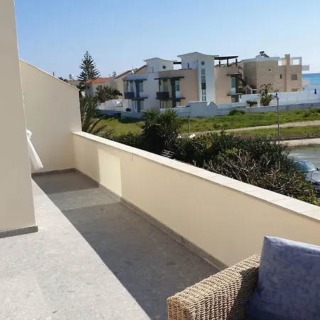 Daire Beach Front D5